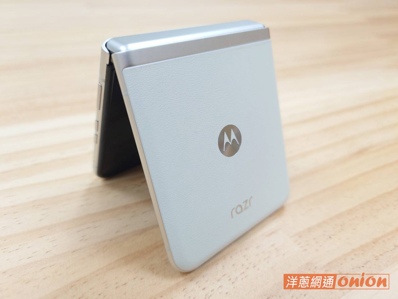 Motorola razr 40 外觀介紹